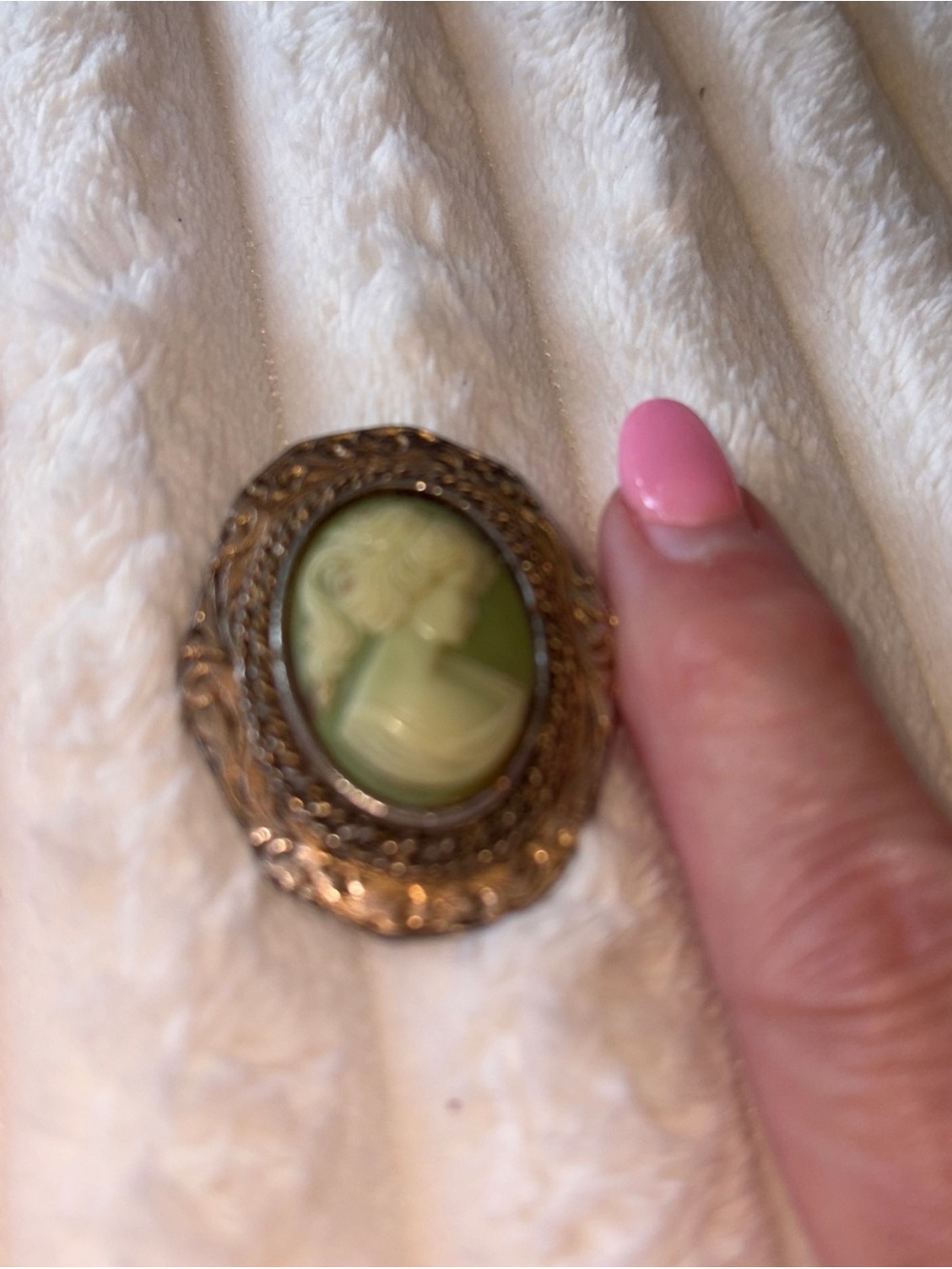 Vintage-Inspired Green Cameo Brooch with Gold Frame